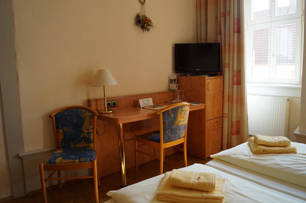 Schlosshotel Am Hainich Behringen  Δωμάτιο φωτογραφία